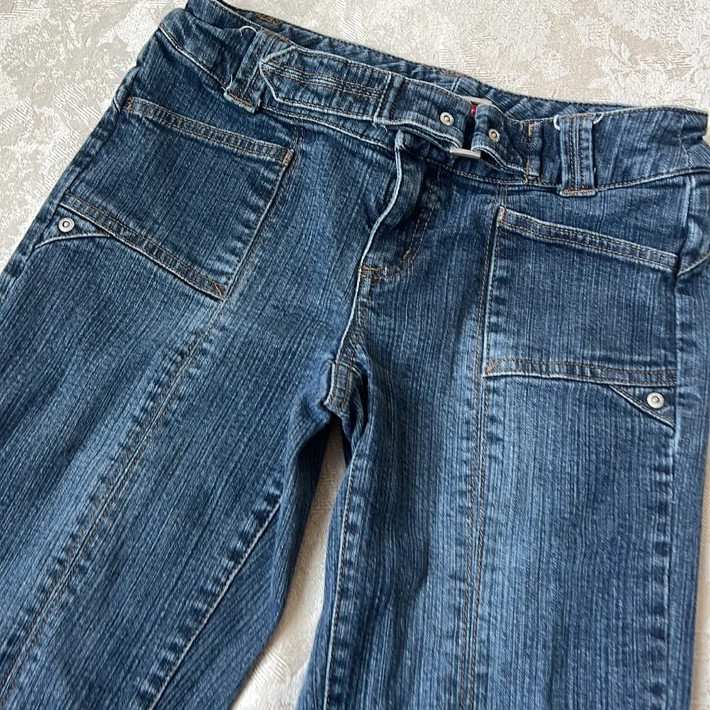 Smart Set Jeans - Picture 4 of 14